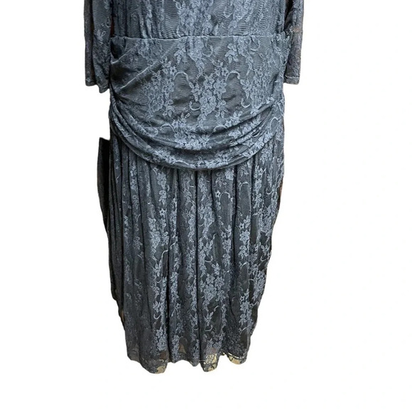 Kiyonna Black Nude‎ Lace Ruched Luna Dress Plus Size 2X - Picture 4 of 12
